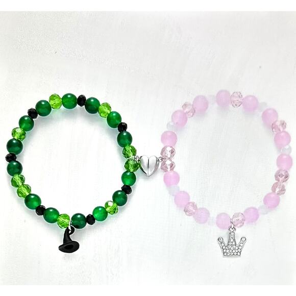Best Friendship Magnetic Wicked Inspired Evil Queen Princess Glass Bead Bracelet - Picture 4 of 7
